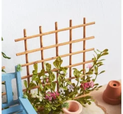 Blüten-Pick mit Grün