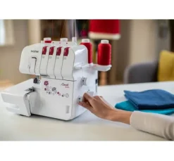 brother Overlock Nähmaschine M343D