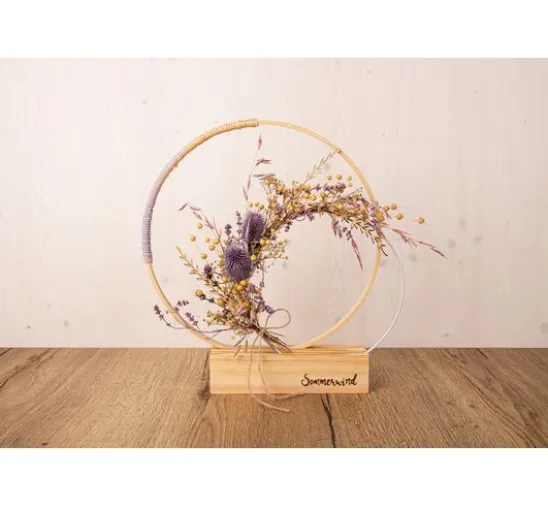 Holzständer für Ringe
