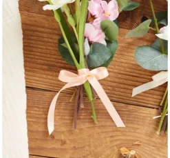 Kirschblüten-Zweig