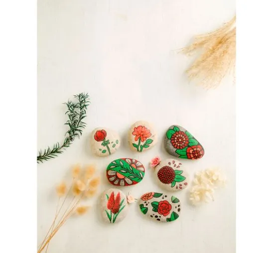 Kreativ-Set "Sag's mit Blumen - Florale Botschaften auf Steinen."
