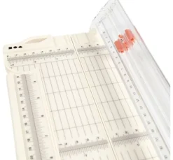Papier-Schneidemaschine A4