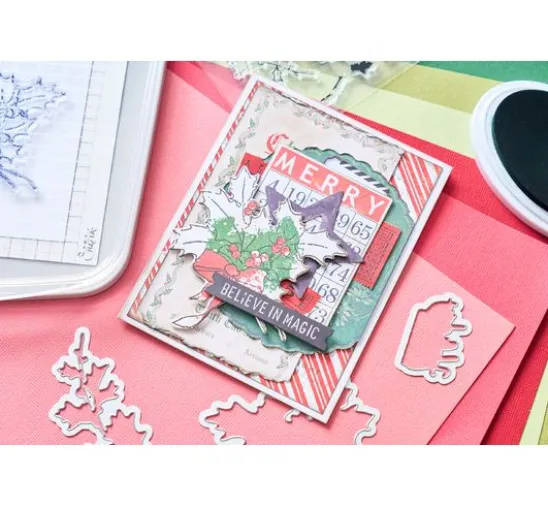 Sizzix Stanzschablone und Clear Stamps "Pencil Line Holly by 49 and Market"